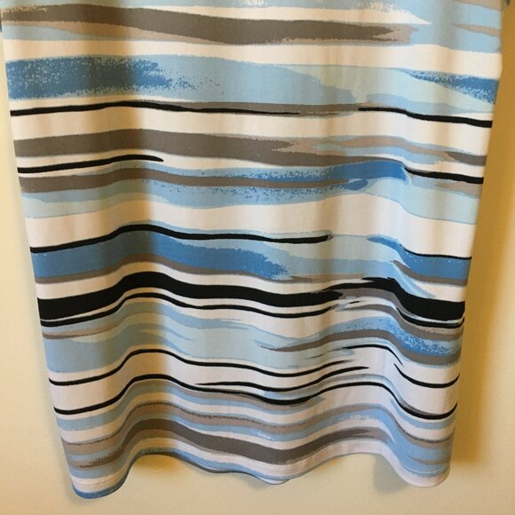 Blue and White Artistic Paint Brush Stroke Keyhole Pleated Collar Tank Top - Picture 9 of 14